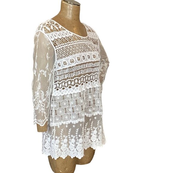 Chico's White Crochet Lace & Mesh Embroidered Tunic Top Sz 2 (L/12) #296K - Picture 2 of 6